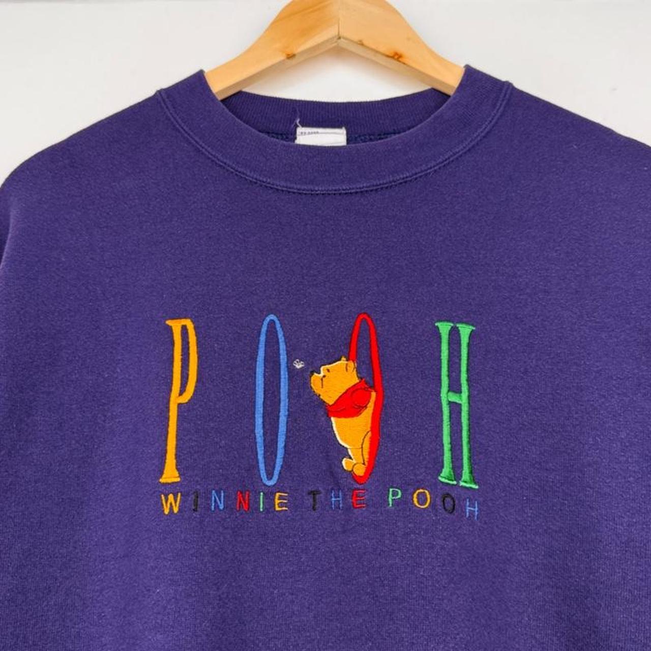 Vintage 90s Winnie the Pooh Embroidered Purple Sweatshirt (M)