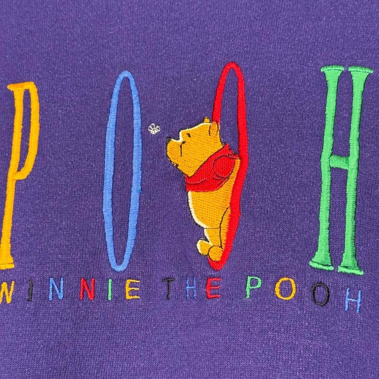 Vintage 90s Winnie the Pooh Embroidered Purple Sweatshirt (M)