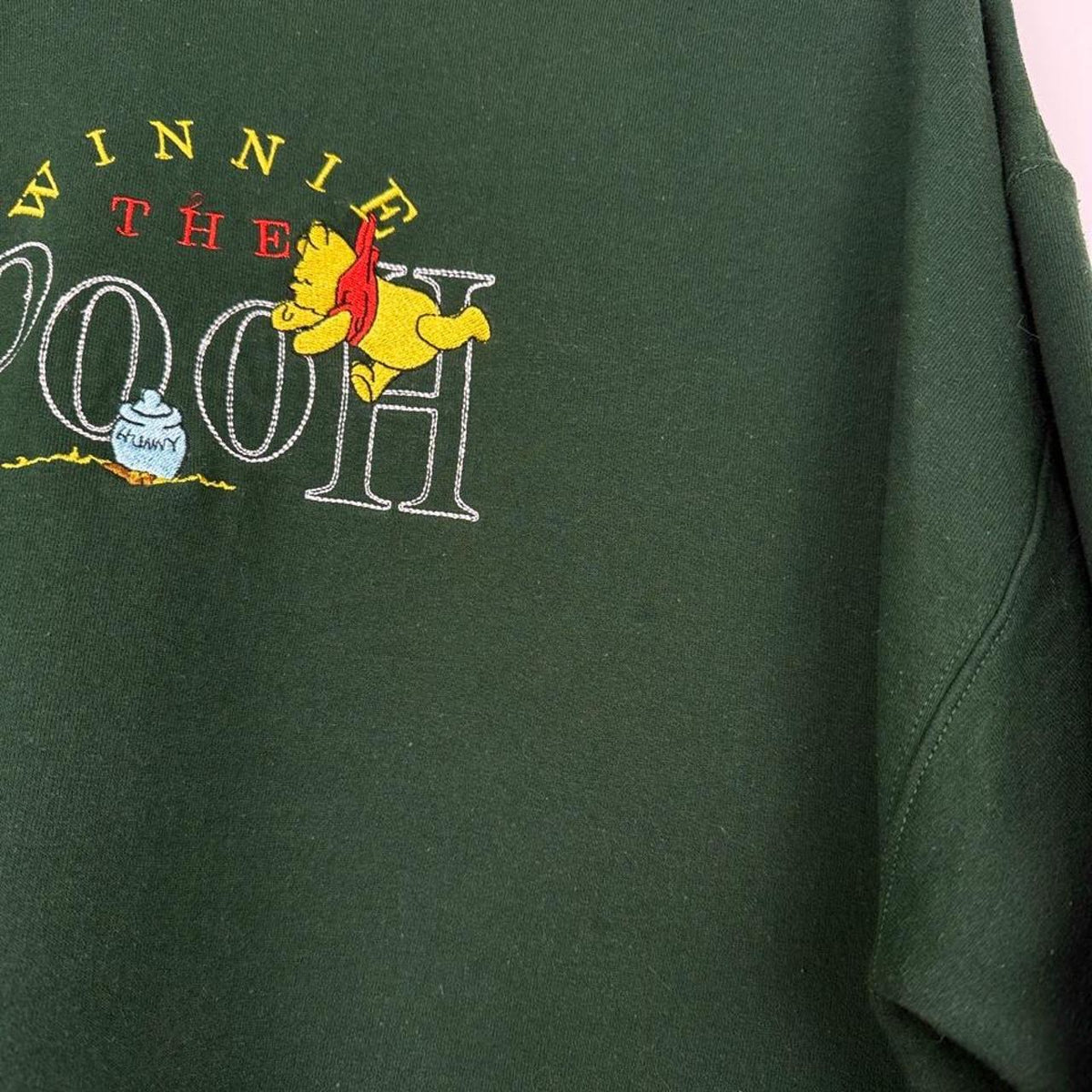 Vintage 90s Winnie the Pooh Embroidered Green Sweatshirt (XL)