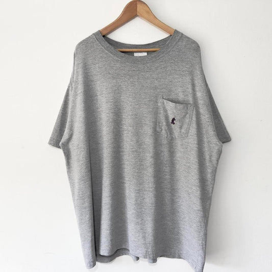 Vintage Mickey Emblem 00s Pocket T Shirt (XXL)