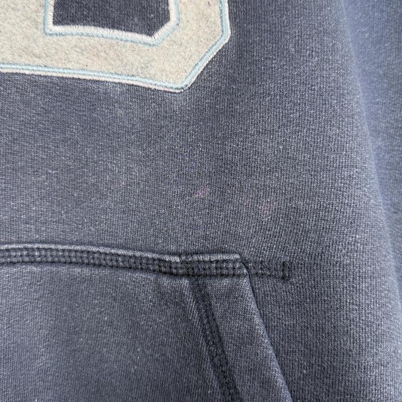 Donald Duck Disneyland Embroidered 2000s Navy Blue Hoodie (S/M)