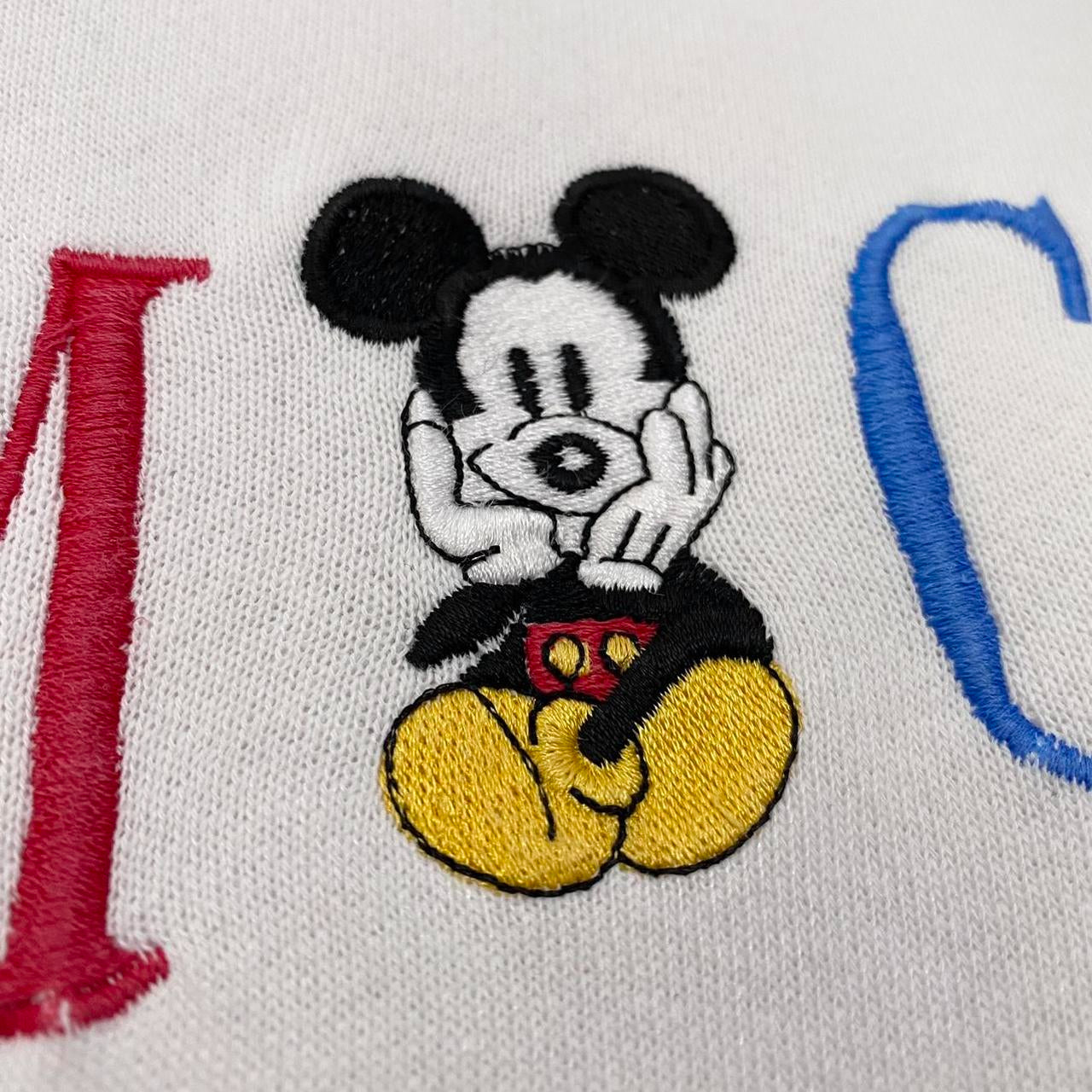 Vintage Mickey Embroidered 90s Sweatshirt (L)