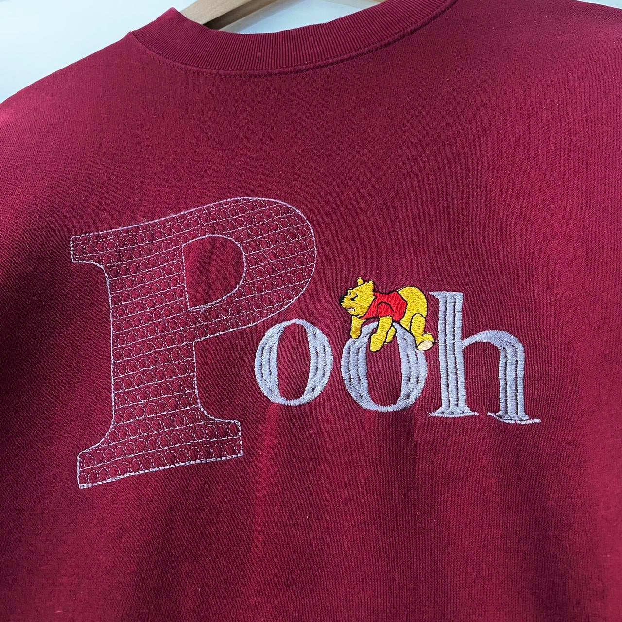 Vintage Pooh Embroidered 90s Sweatshirt (L)