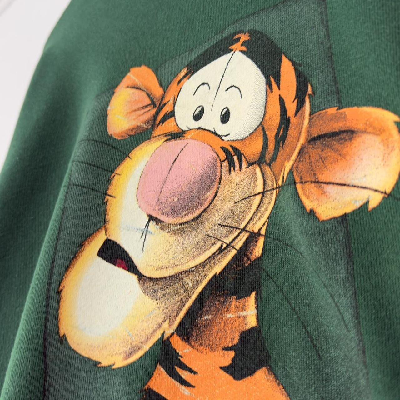 Vintage Tigger Disney Store 90s Sweatshirt (L)