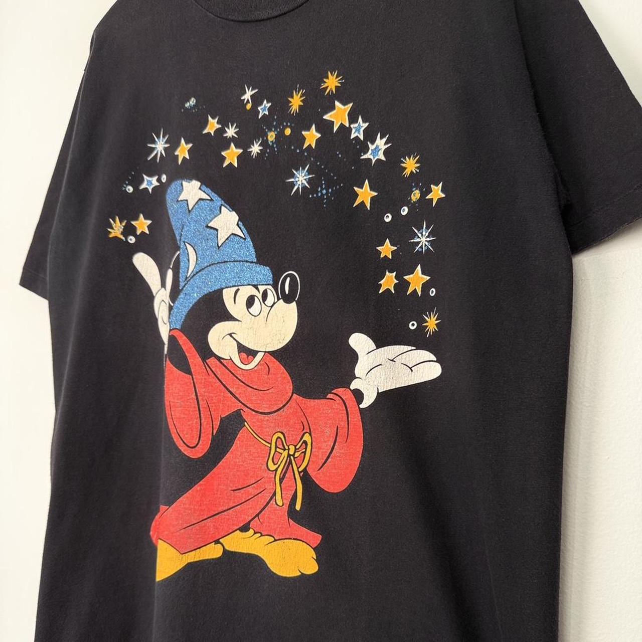 Vintage Sorcerer Mickey Fantasia Disney 90s T Shirt (M/L)