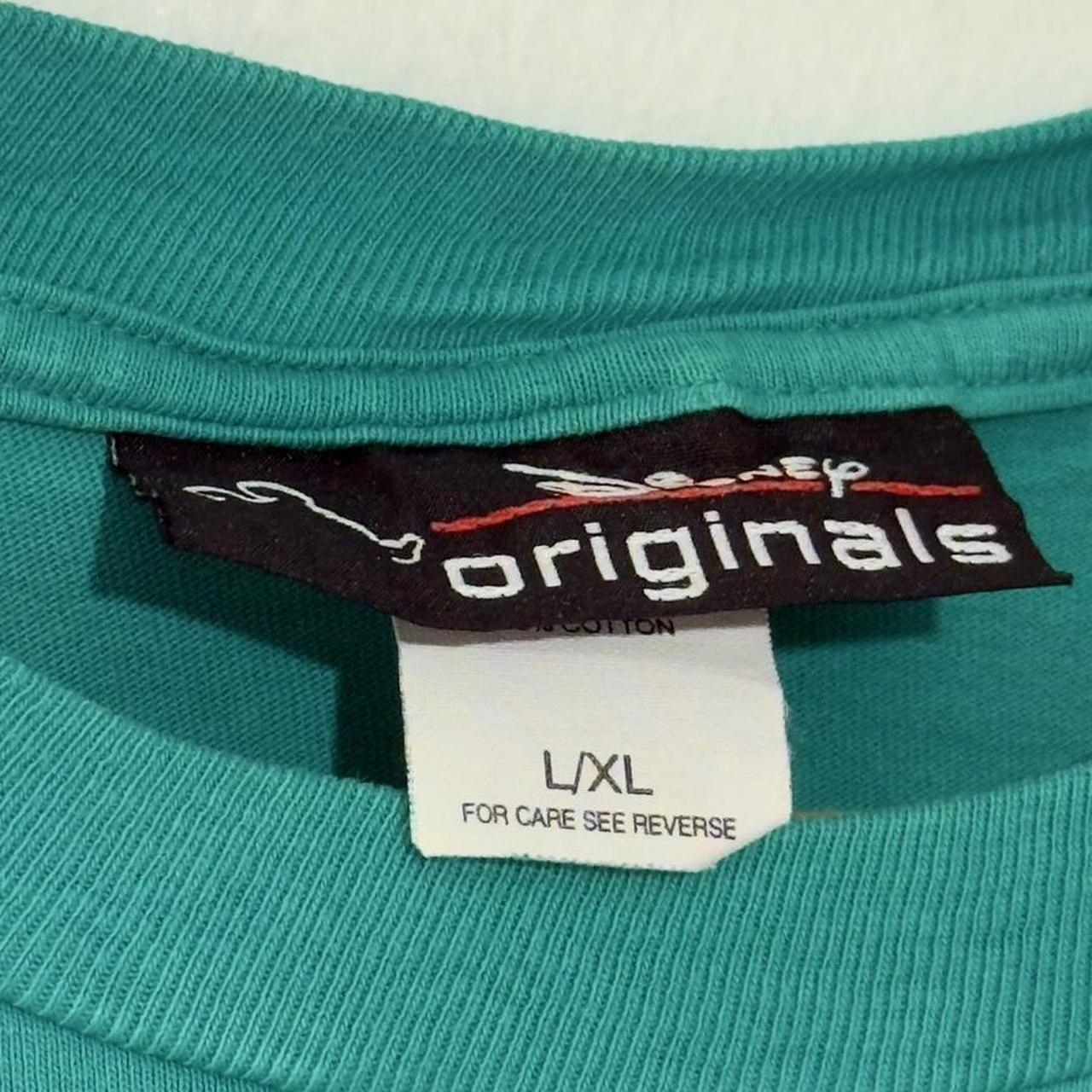 Vintage Walt Disney World Embroidered 90s T Shirt (L/XL)