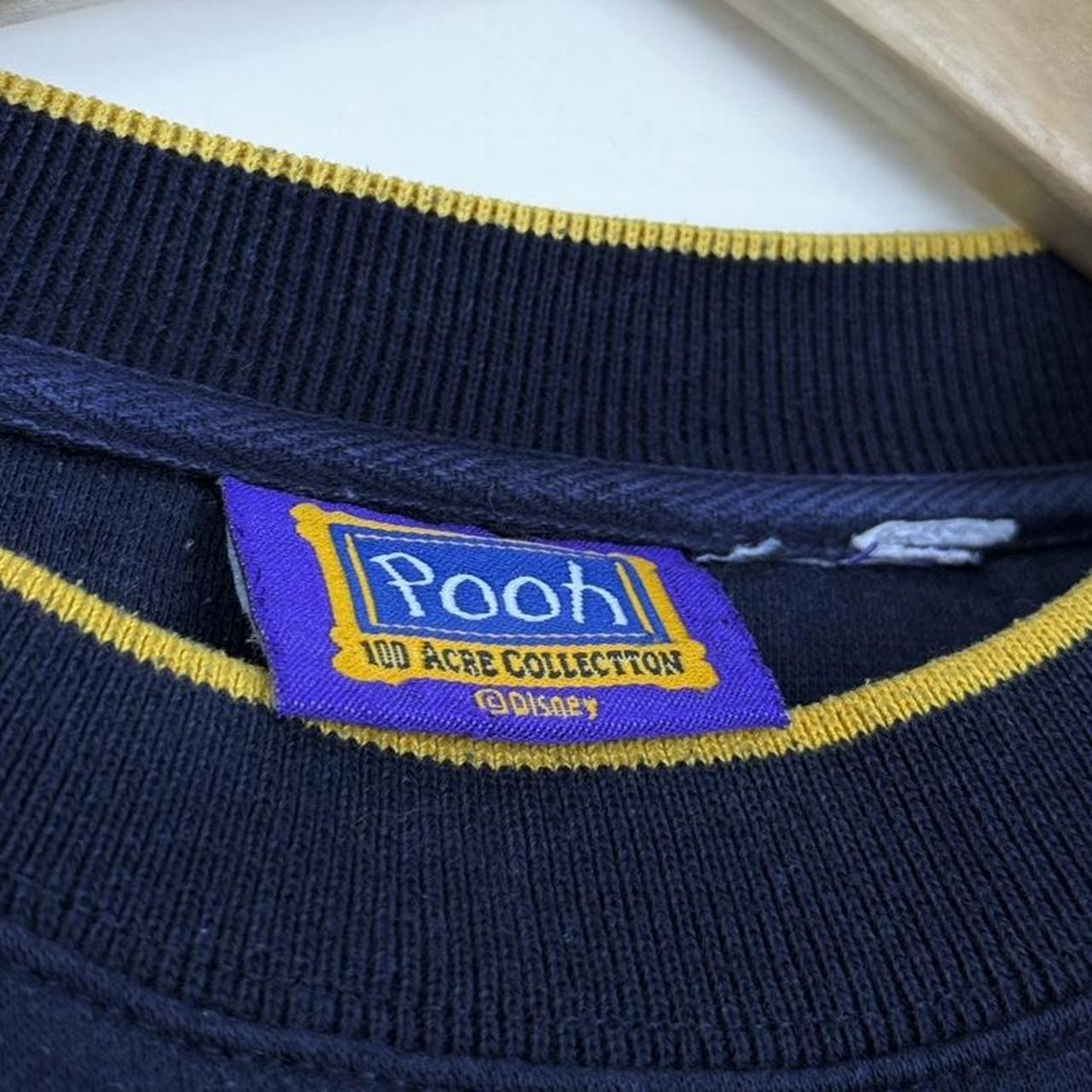 Vintage 90s Winnie the Pooh 100 Acre Collection Embroidered Navy Sweatshirt (M)