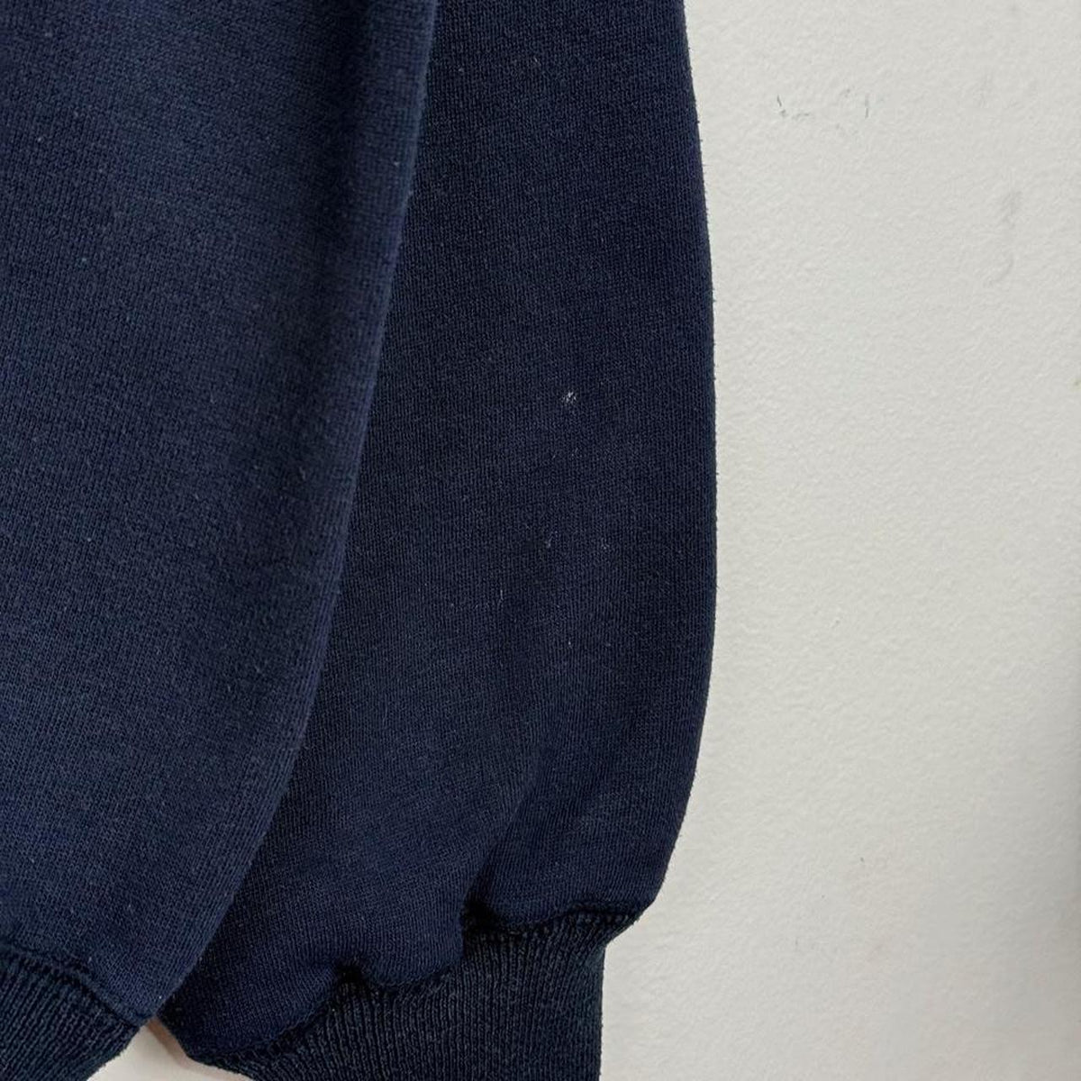 Vintage 90s Mickey Mouse Crest Embroidered Navy Sweatshirt (XL)
