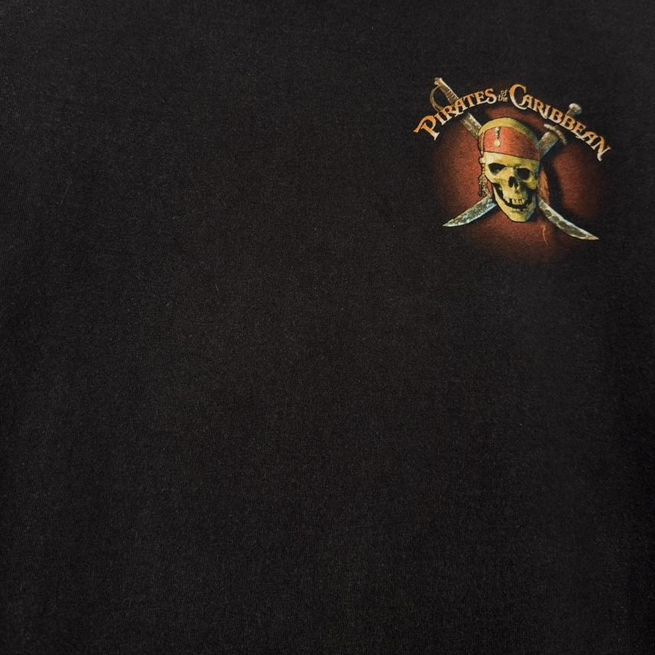 Vintage Pirates Of The Caribbean Disney World 00s T Shirt (M)