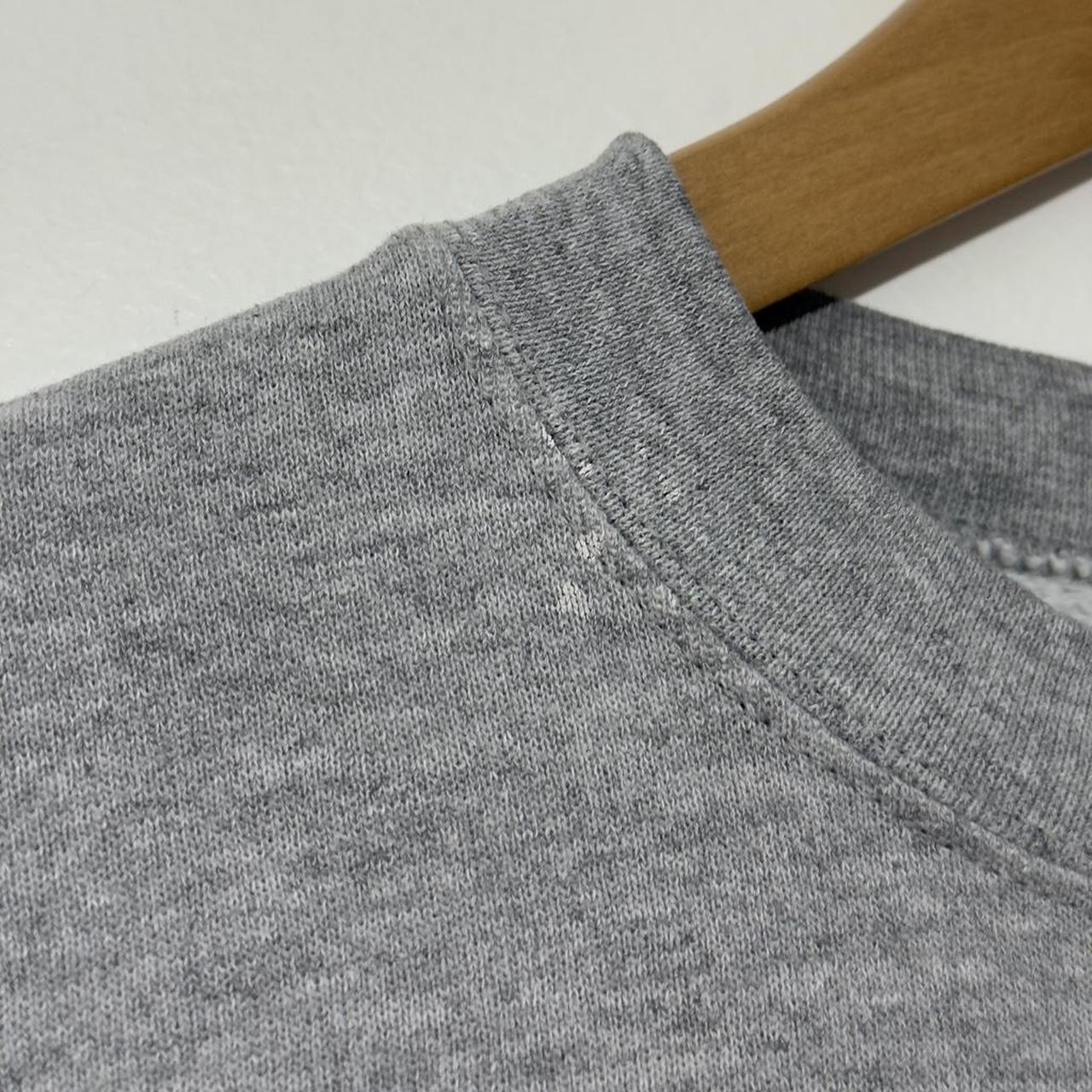 Vintage Walt Disney World Pooh & Friends 2002 Sweatshirt (L/XL)