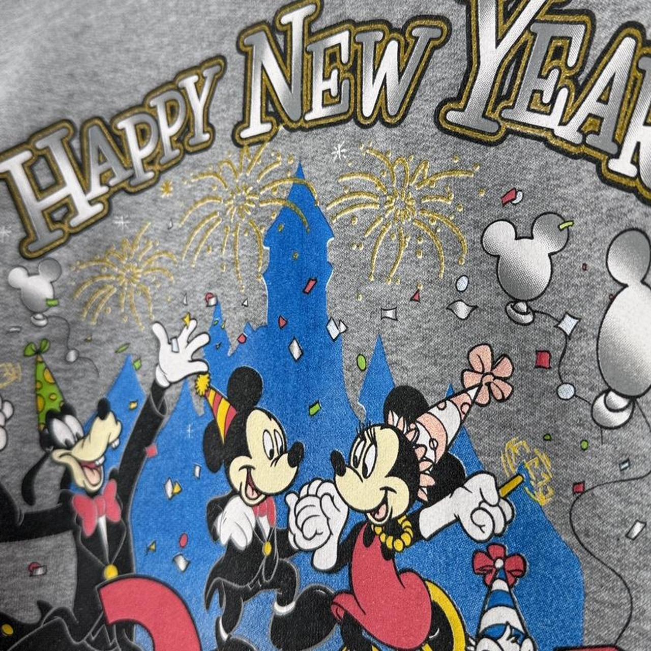 Vintage Disneyland Happy New Year 2001 Sweatshirt (S)