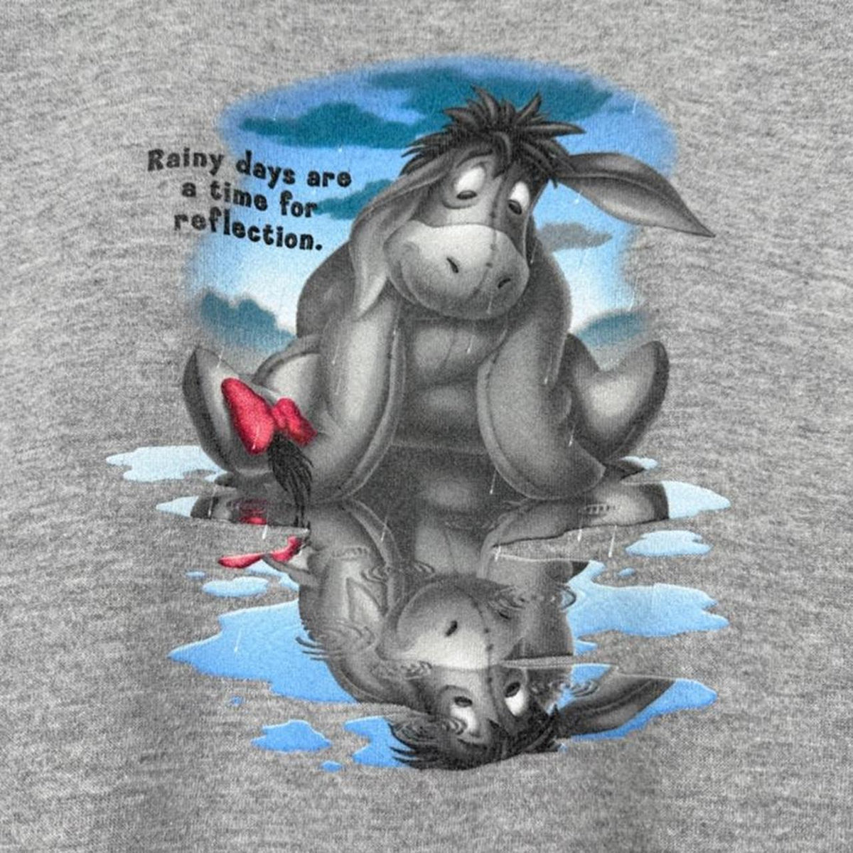 Vintage 00s Eeyore Rainy Days Disney Store Grey Sweatshirt (M)