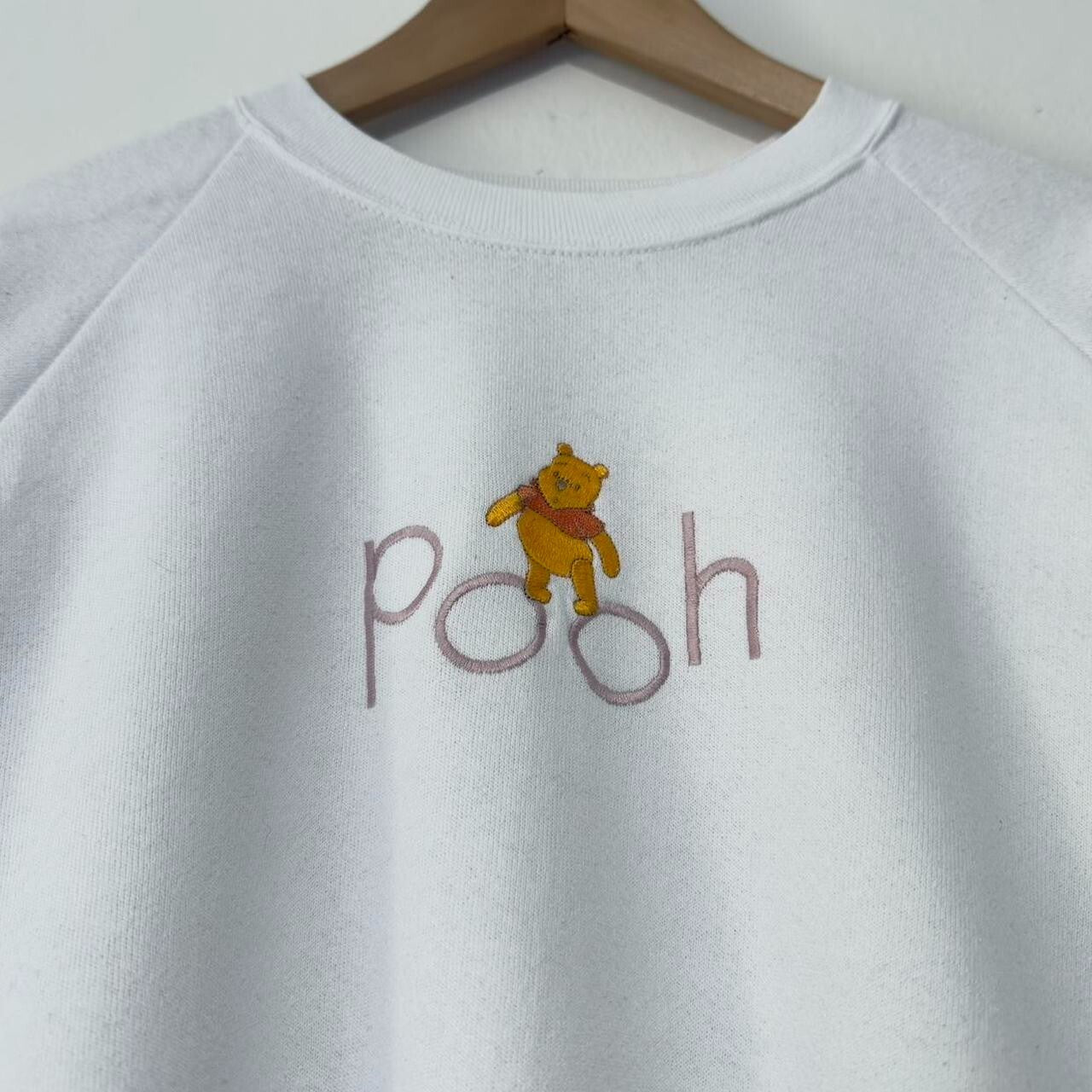 Vintage Winnie the Pooh Embroidered 90s Sweatshirt (L)