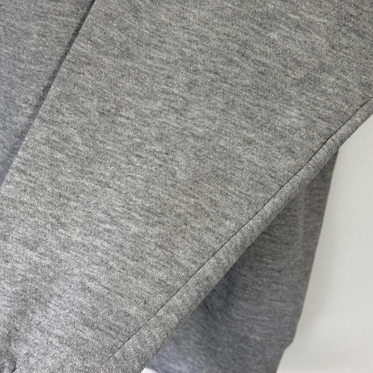 Vintage Eeyore Rainy Days Reflection Disney Store 00s Sweatshirt (XL)