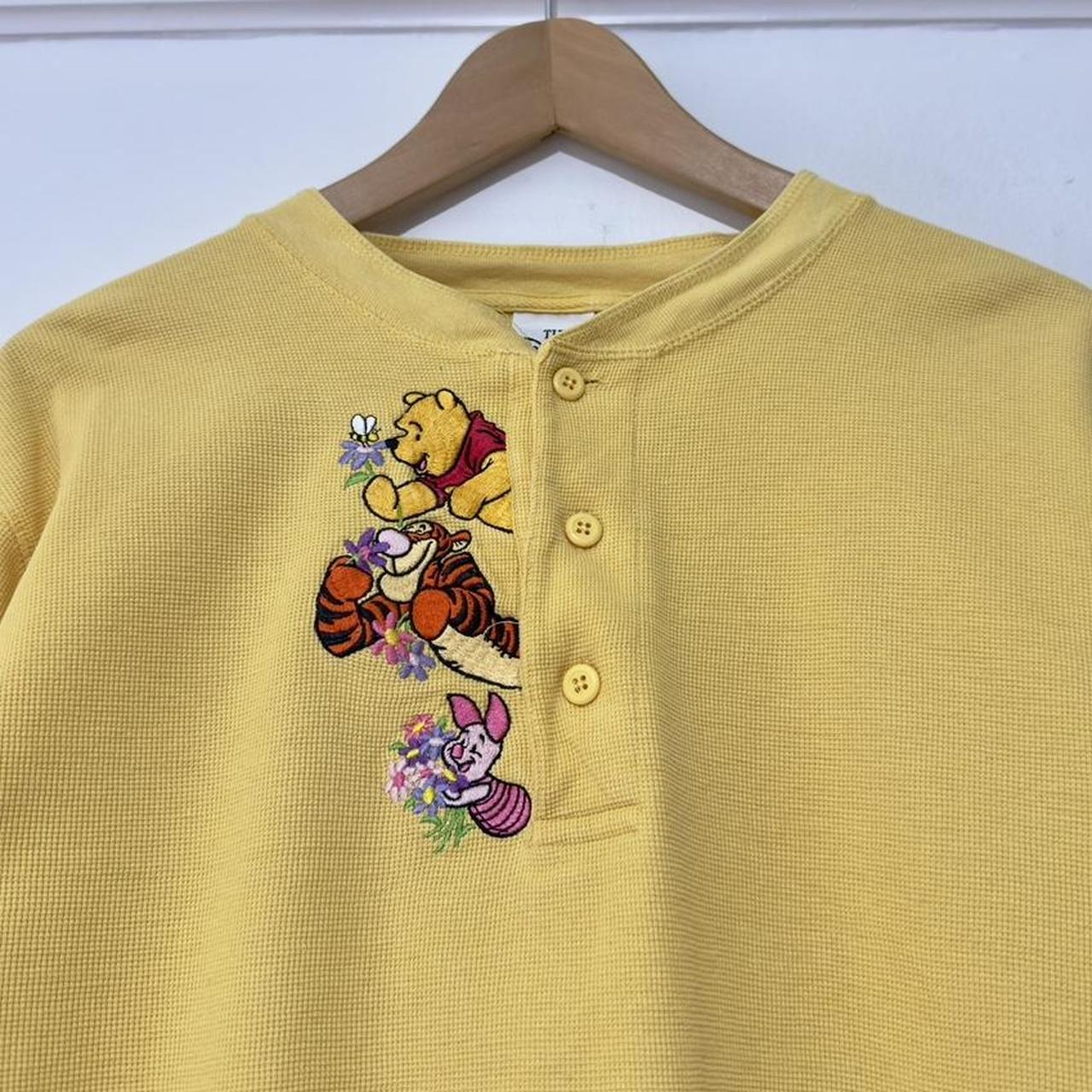 Vintage Pooh & Friends Embroidered 90s Henley T Shirt (M)