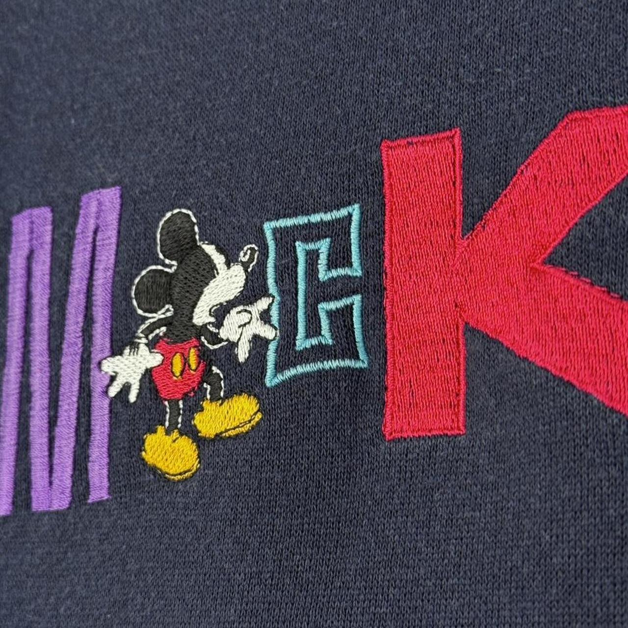 Vintage Mickey Mouse Embroidered Mickey & Co 90s Sweatshirt (M/L)