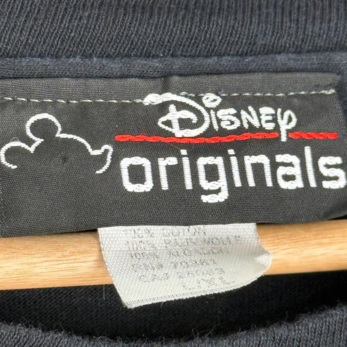 Vintage 90s Walt Disney World Embroidered Black T Shirt (L/XL)