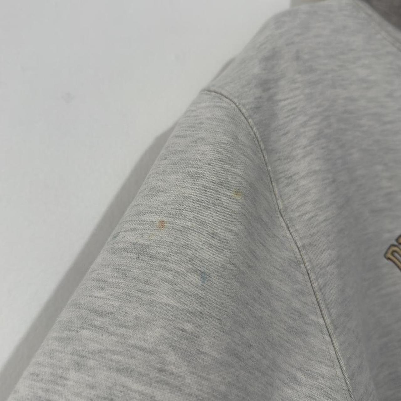 Disneyland Mickey Mouse Embroidered Distressed 00s Hoodie (L)