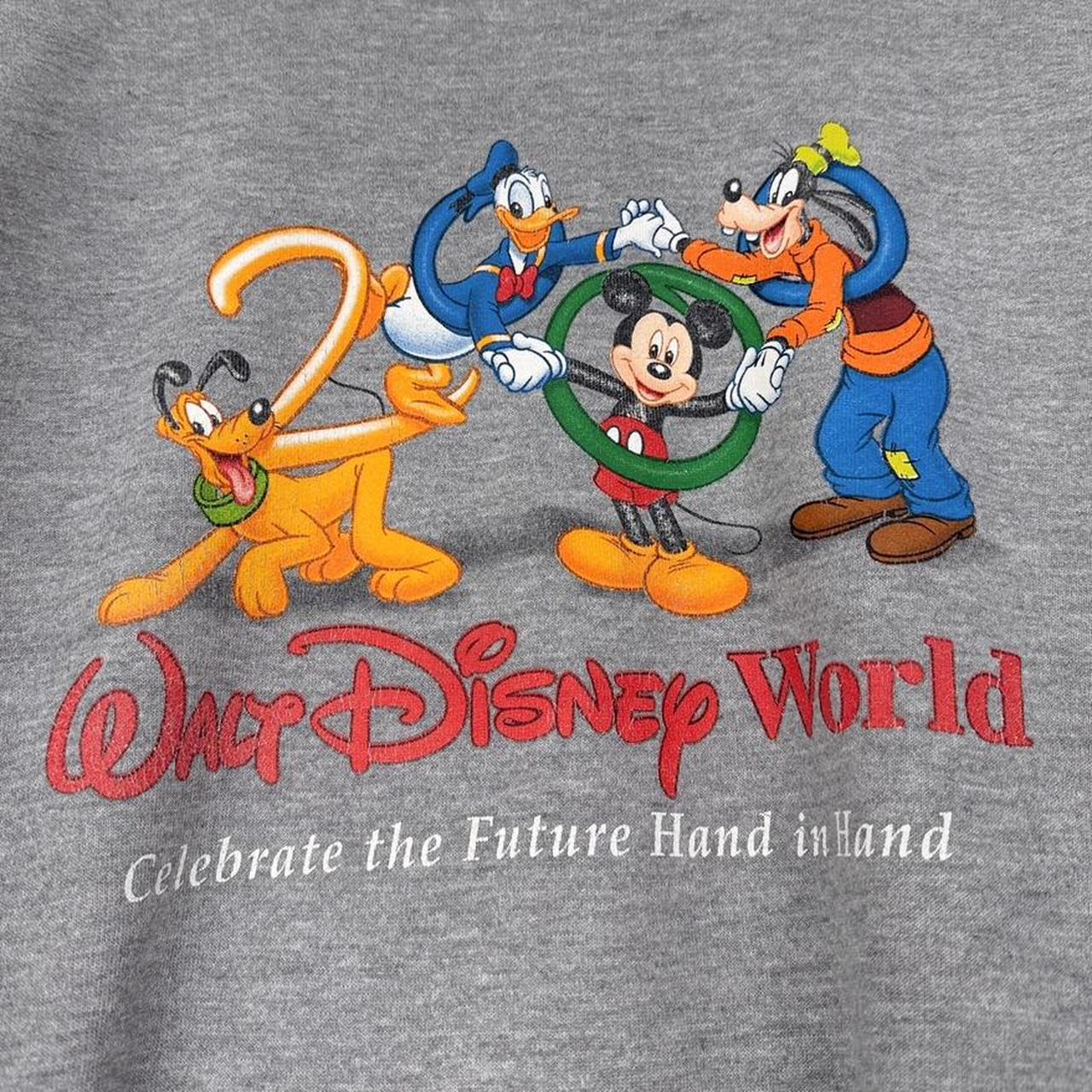Vintage Walt Disney World 2000 Sweatshirt (M)