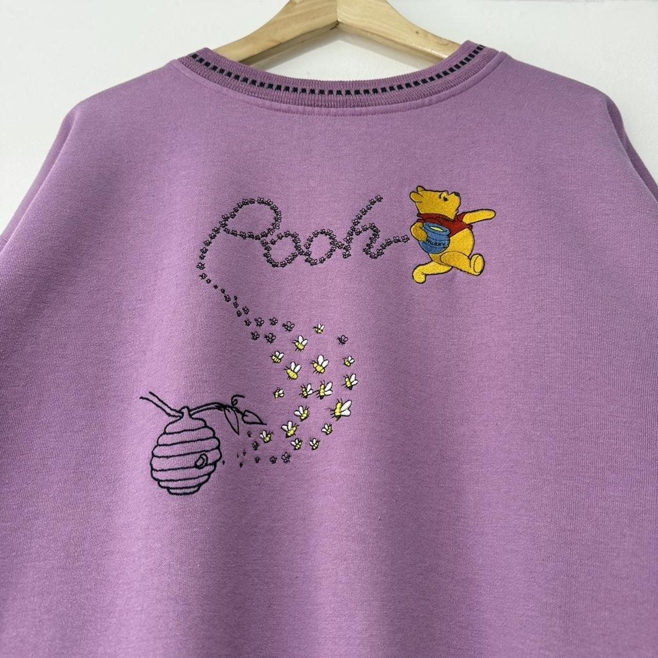 Vintage Winnie the Pooh Embroidered 90s Sweatshirt (L/XL)