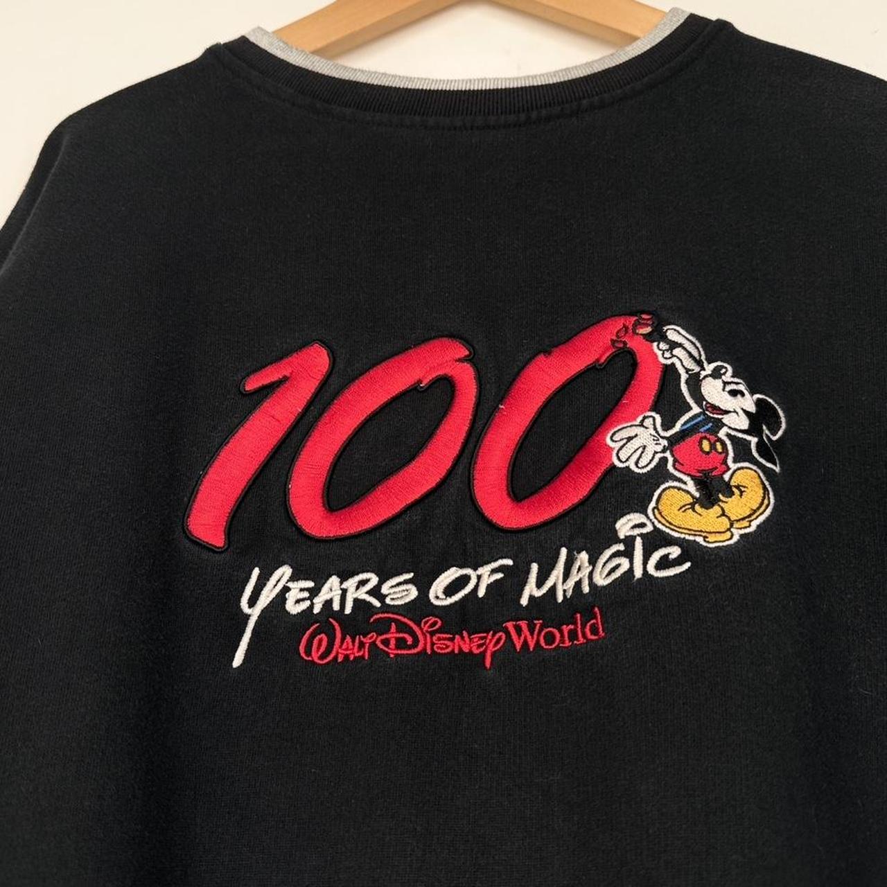Vintage Walt Disney World 100 Years of Magic 2001 Embroidered Sweatshirt (L)