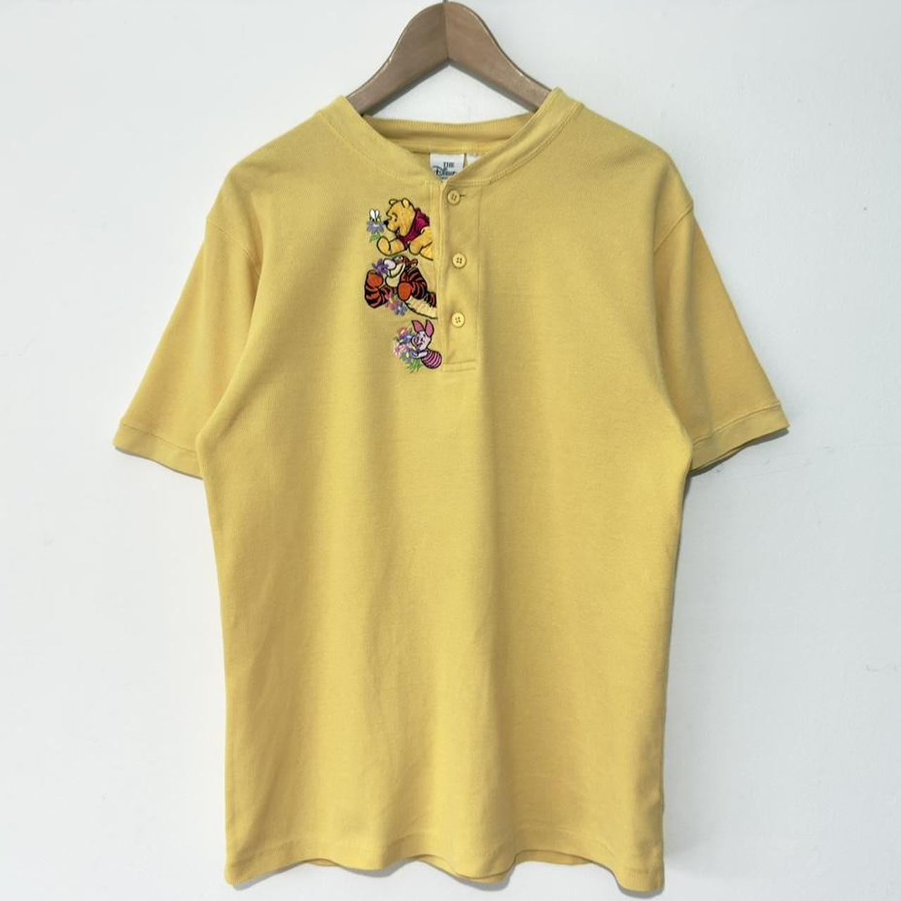 Vintage Pooh & Friends Embroidered 90s Henley T Shirt (M)