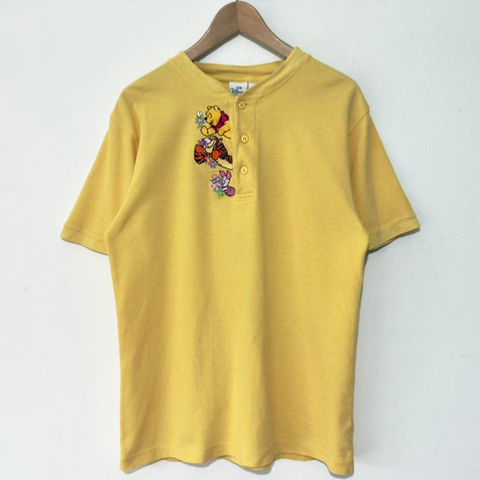 Vintage Pooh & Friends Embroidered 90s Henley T Shirt (M)