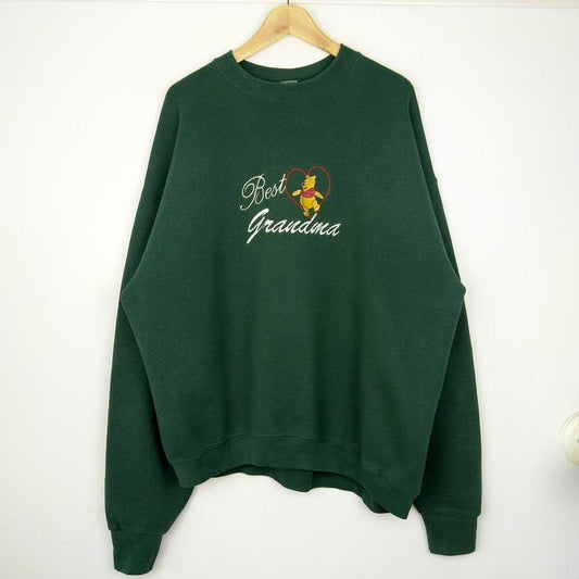 Vintage Winnie the Pooh Best Grandma Embroidered 90s Sweatshirt (XXL)
