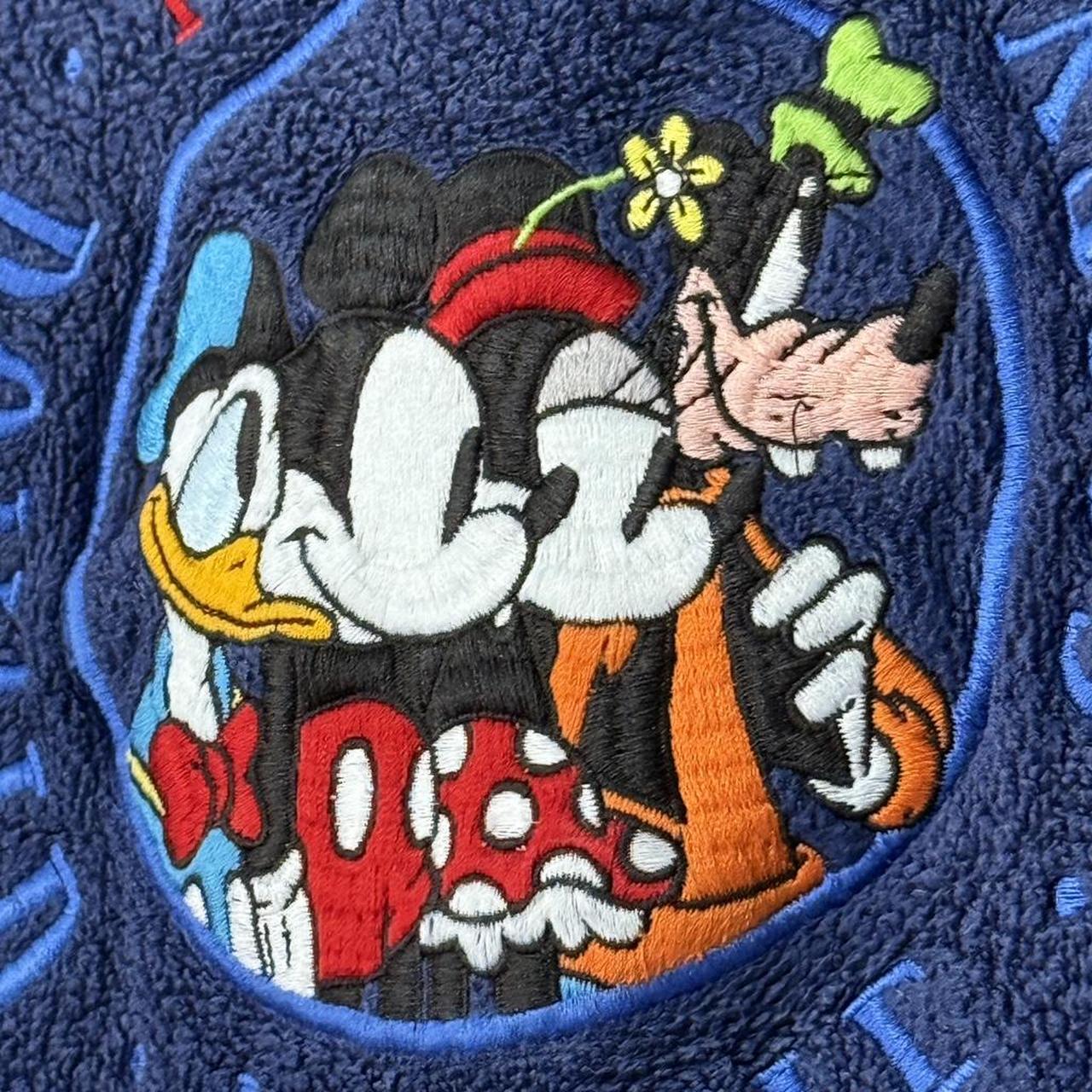Vintage Mickey & Friends Embroidered Disney Store 00s Fleece Sweatshirt (XL)