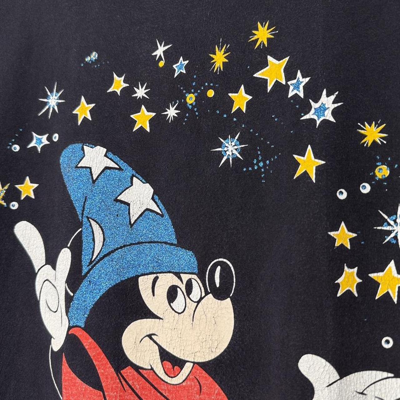 Vintage Sorcerer Mickey Fantasia Disney 90s T Shirt (M/L)
