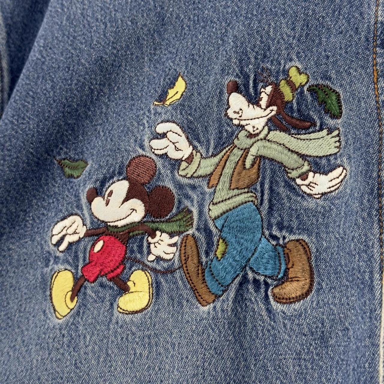 Vintage Mickey & Friends Embroidered 90s Denim Shirt (L)