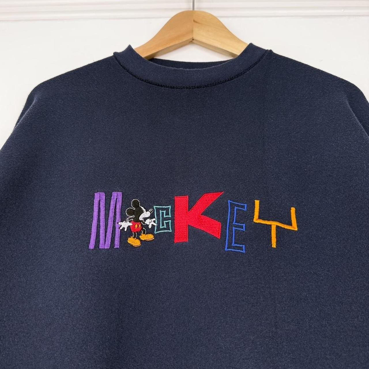 Vintage Mickey Mouse Embroidered Mickey & Co 90s Sweatshirt (M/L)