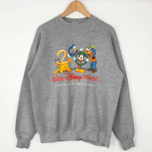 Vintage Walt Disney World 2000 Sweatshirt (M)