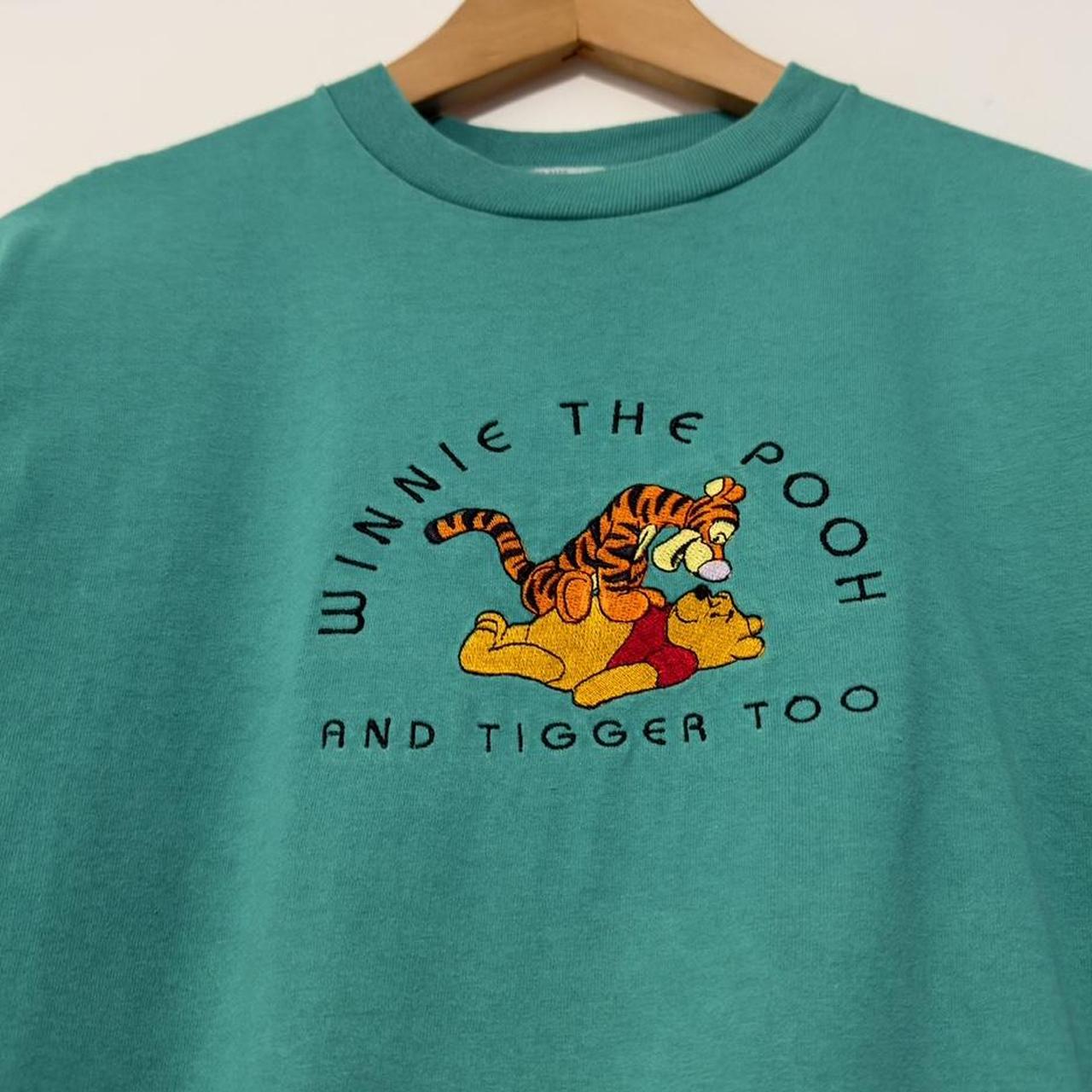 Vintage Pooh & Tigger 90s T Shirt (S/M)