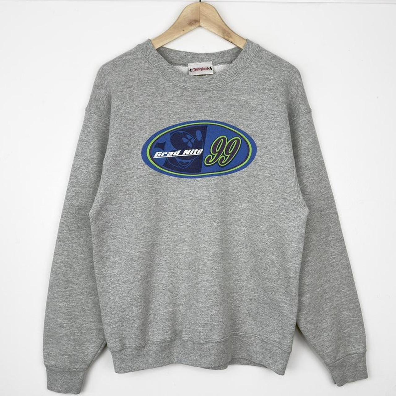 Vintage 1999 Disneyland Grad Nite Grey Sweatshirt (M)