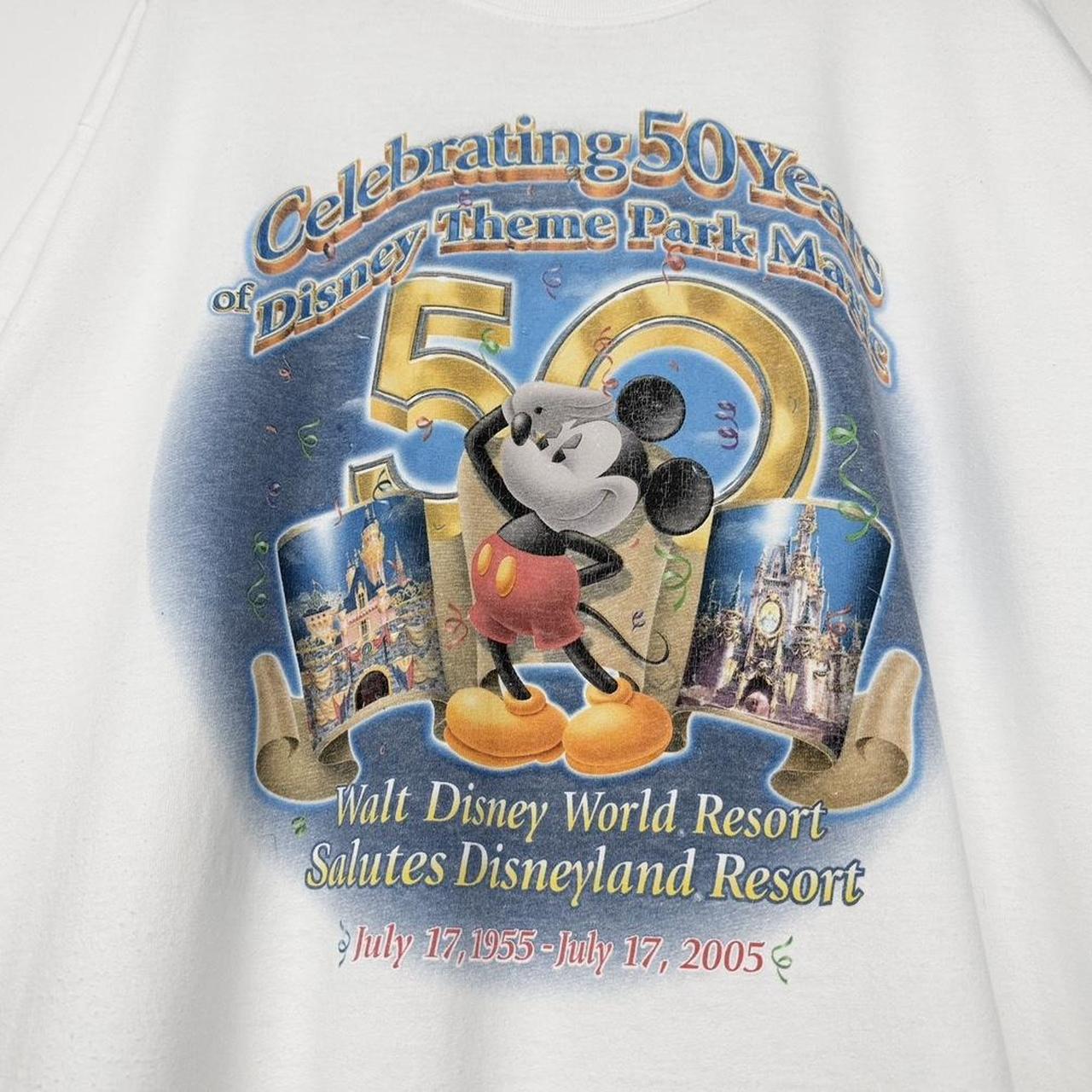 Vintage Walt Disney World Salutes Disneyland 50th Anniversary 2005 T Shirt (XL)
