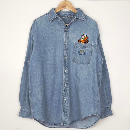 Vintage Tigger Disney Store 90s Button Up Denim Shirt (M)