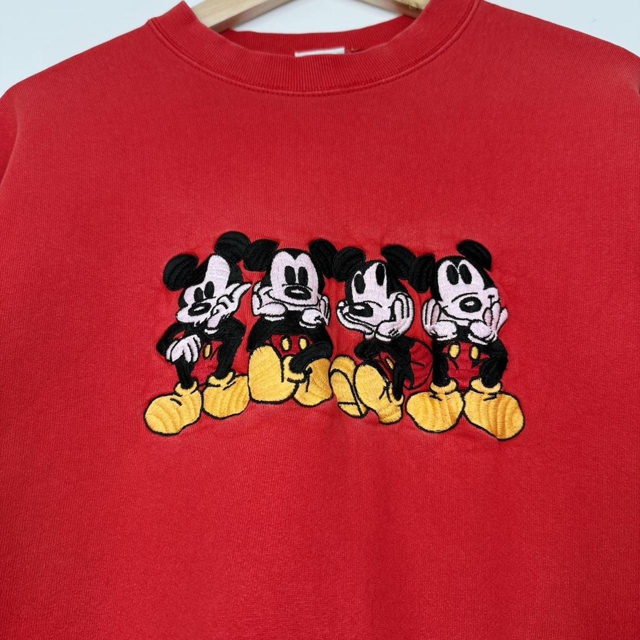 Vintage Mickey Mouse Sitting Embroidered 90s Sweatshirt (L/XL)