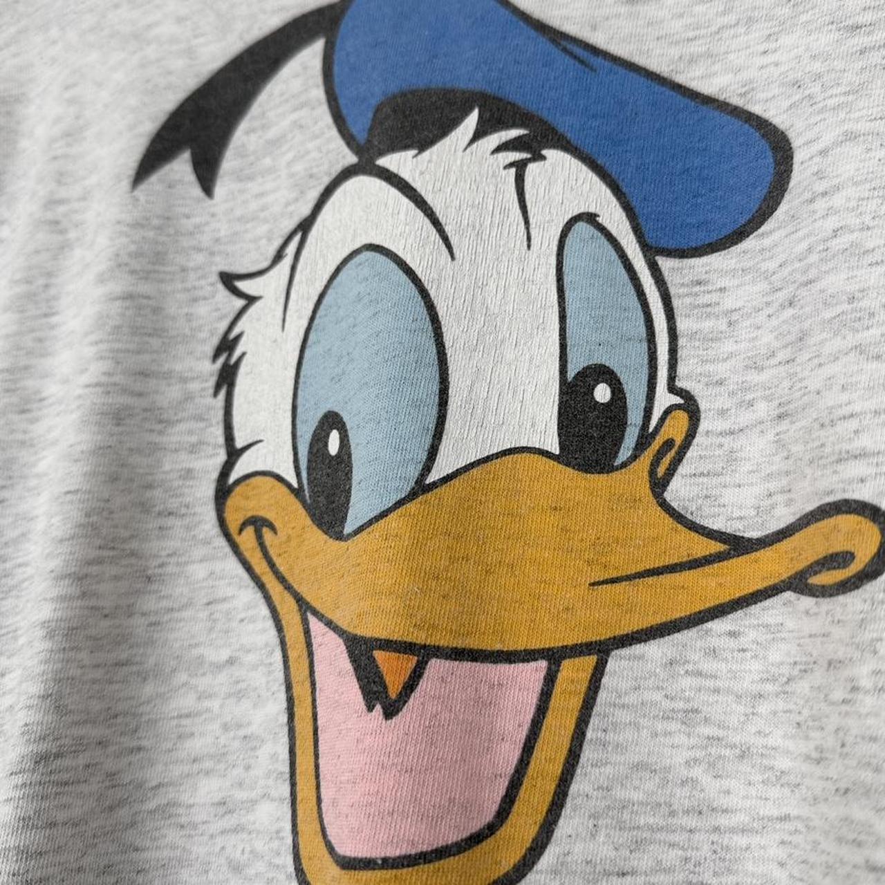 Vintage Donald Duck Embroidered Disney 90s T Shirt (L/XL)