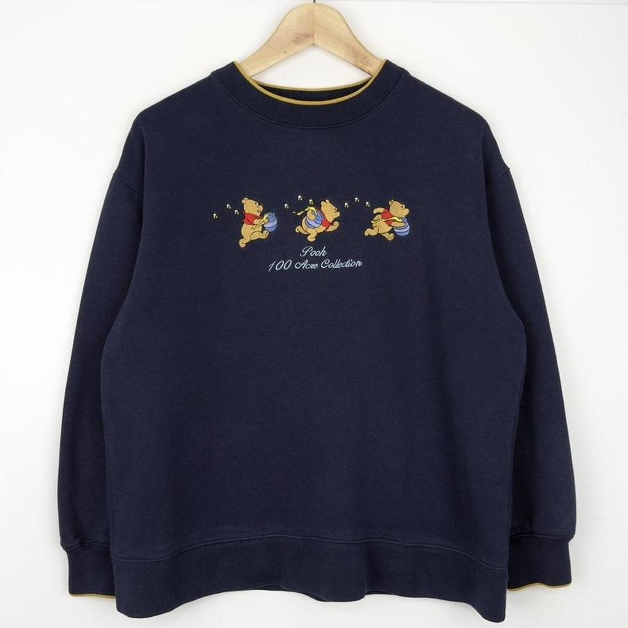 Vintage 90s Winnie the Pooh 100 Acre Collection Embroidered Navy Sweatshirt (M)