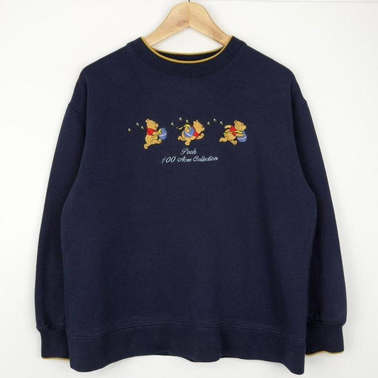 Vintage 90s Winnie the Pooh 100 Acre Collection Embroidered Navy Sweatshirt (M)