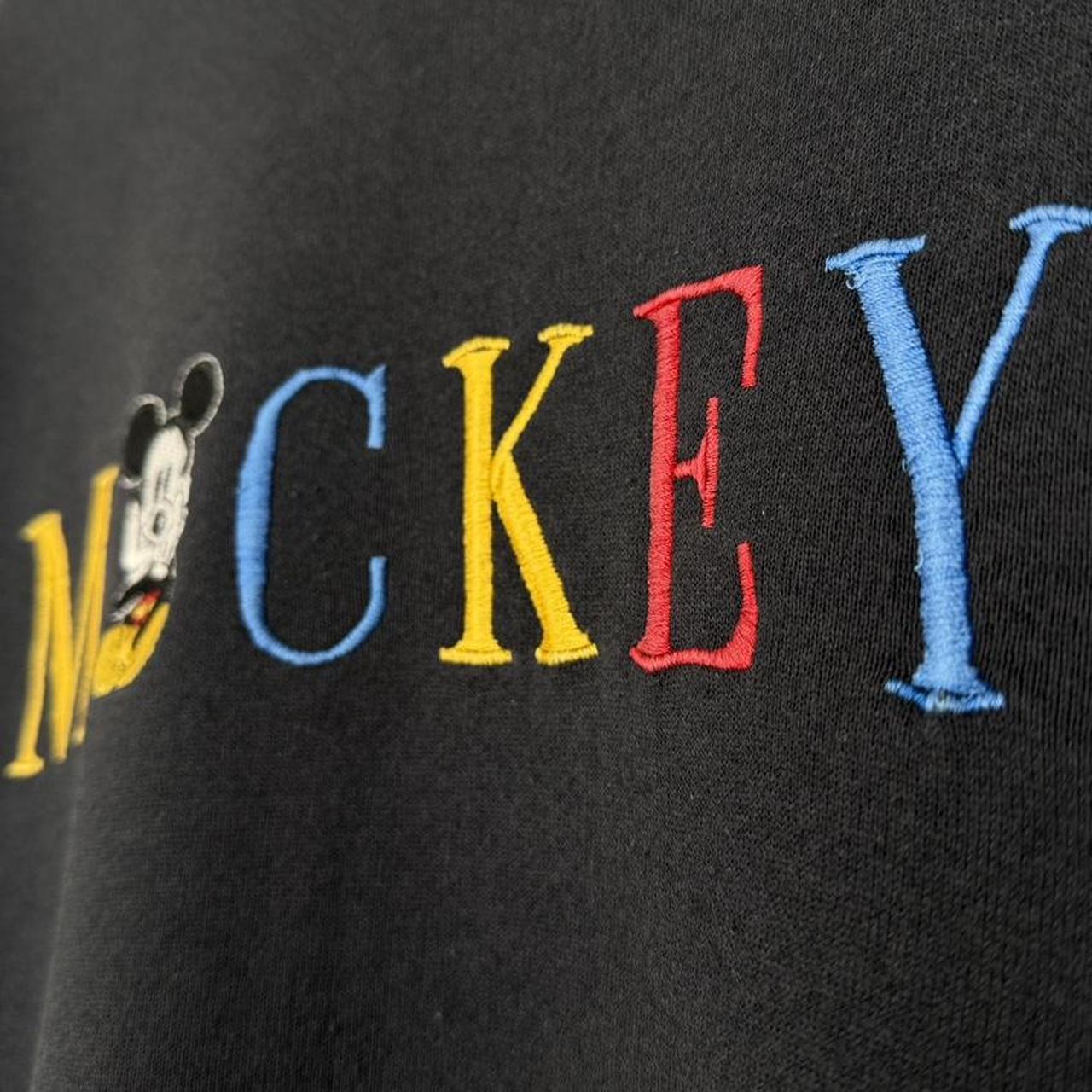 Vintage Mickey Embroidered Spell Out 90s Sweatshirt (M)