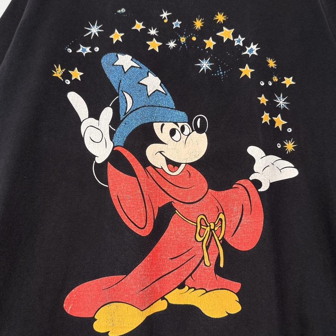 Vintage Sorcerer Mickey Fantasia Disney 90s T Shirt (M/L)