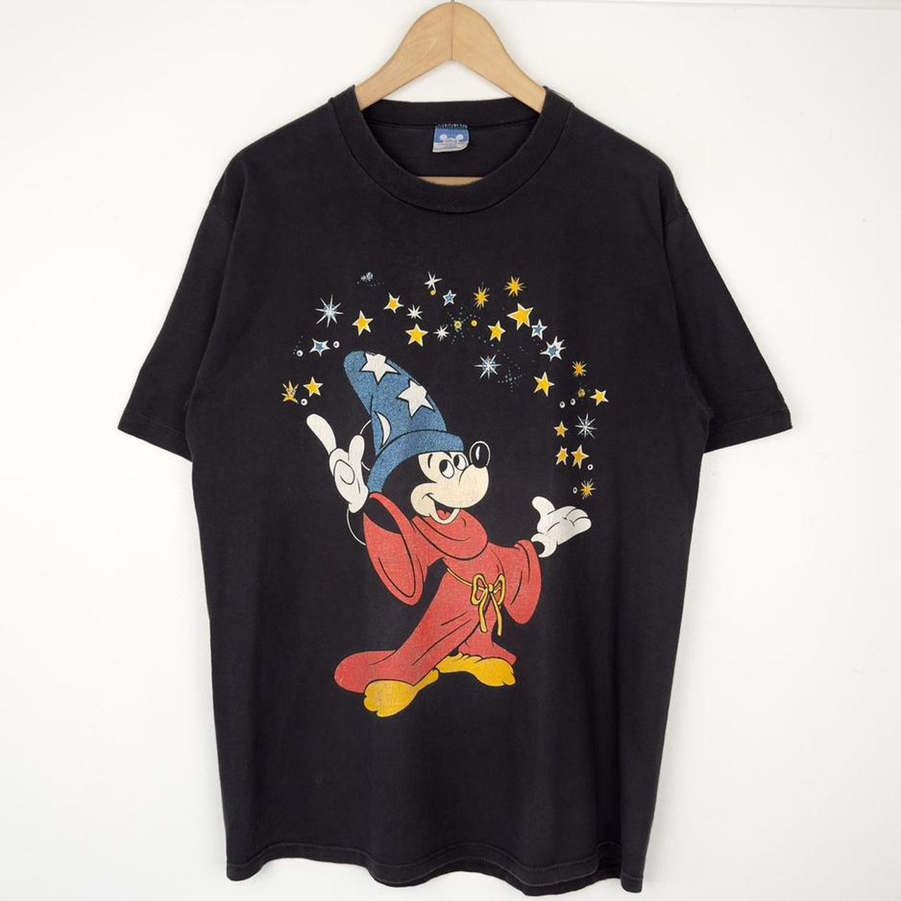 Vintage Sorcerer Mickey Fantasia Disney 90s T Shirt (M/L)