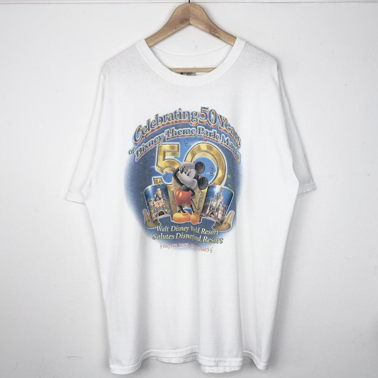 Vintage Walt Disney World Salutes Disneyland 50th Anniversary 2005 T Shirt (XL)