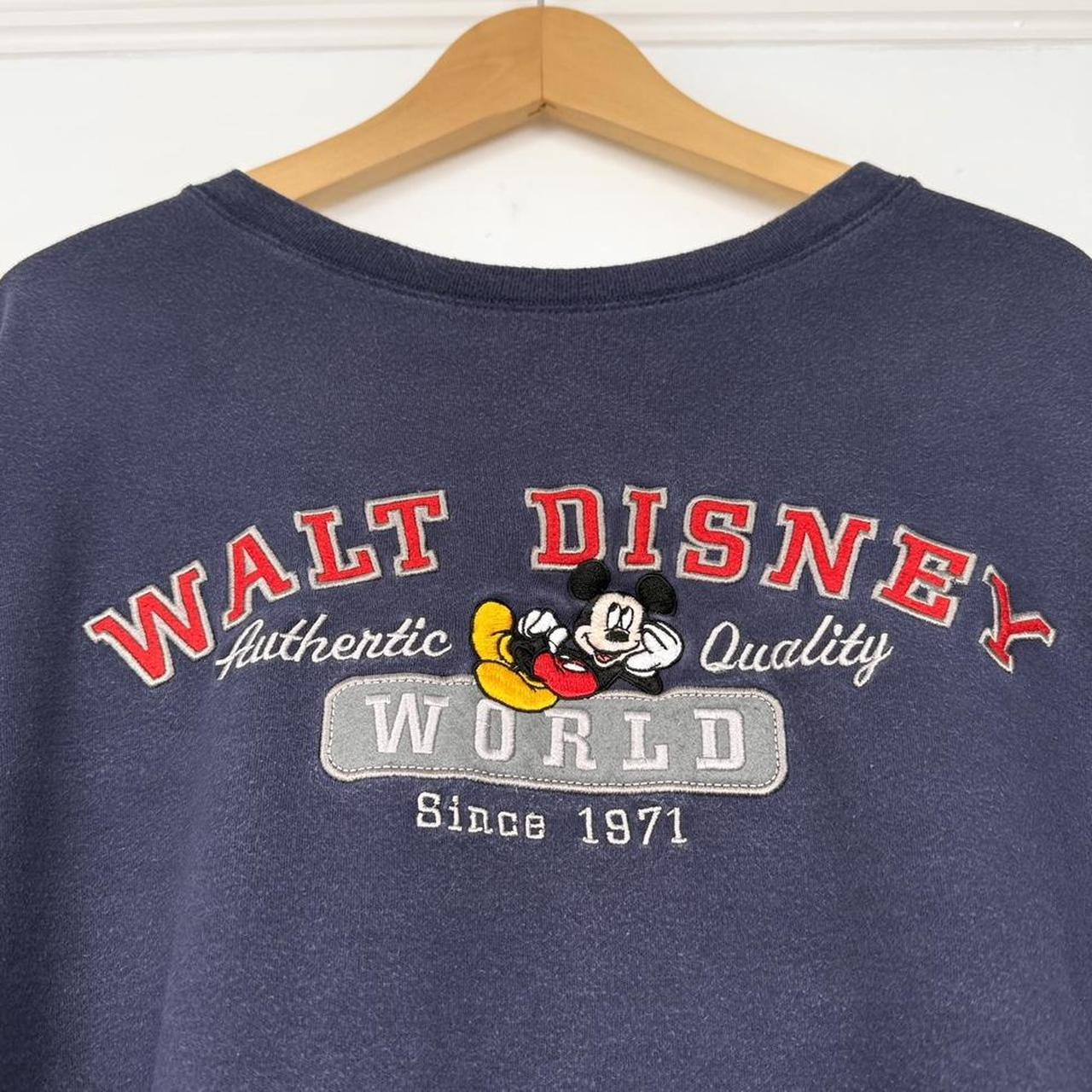 Vintage Walt Disney World Embroidered 00s Long Sleeve (XXL)