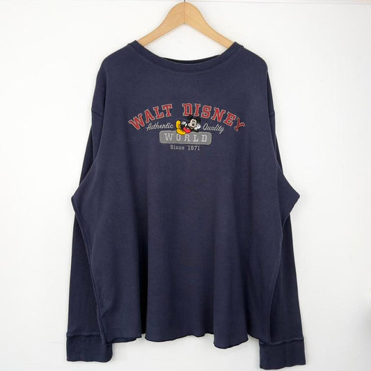 Vintage Walt Disney World Embroidered 00s Long Sleeve (XXL)