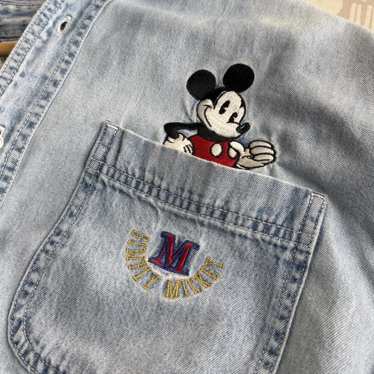 Vintage 90s Mickey Mouse Embroidered The Disney Store Blue Denim Shirt (M)