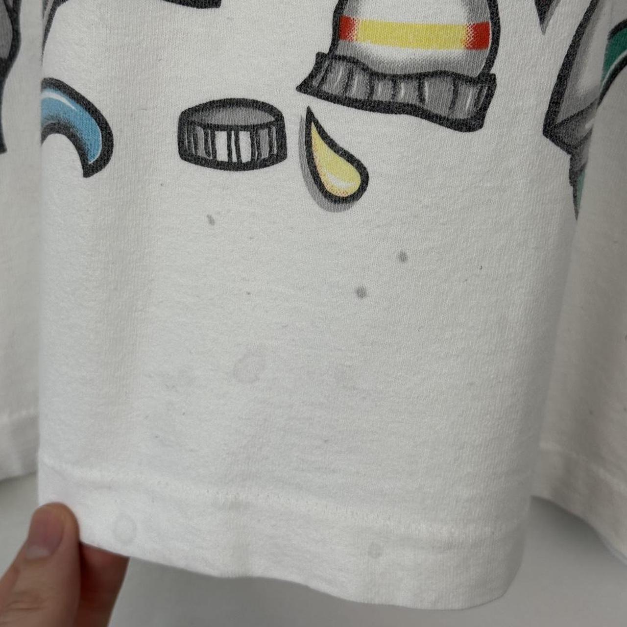 Vintage 90s Mickey Mouse Painting Flowers White T Shirt (L/XL)