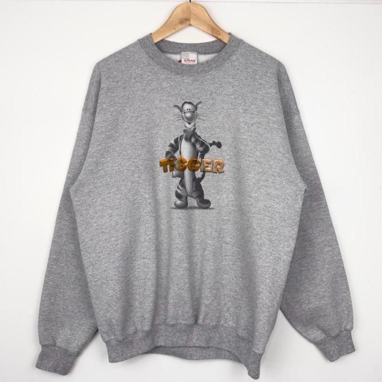 Vintage 00s Tigger Disney Store Grey Sweatshirt (L)